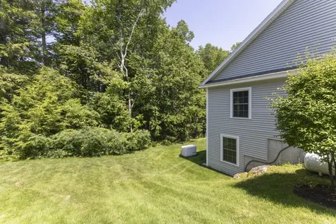 30 York Ledge Drive Cumberland ME 04110
