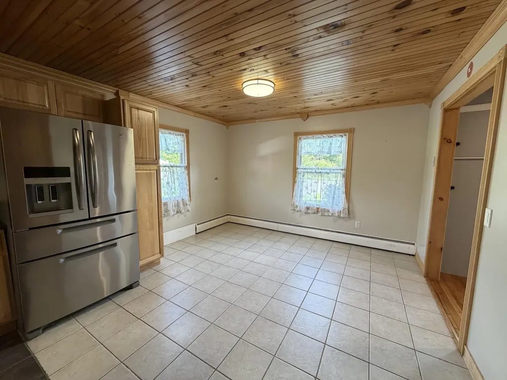 3881 Broadway Kenduskeag ME 04450