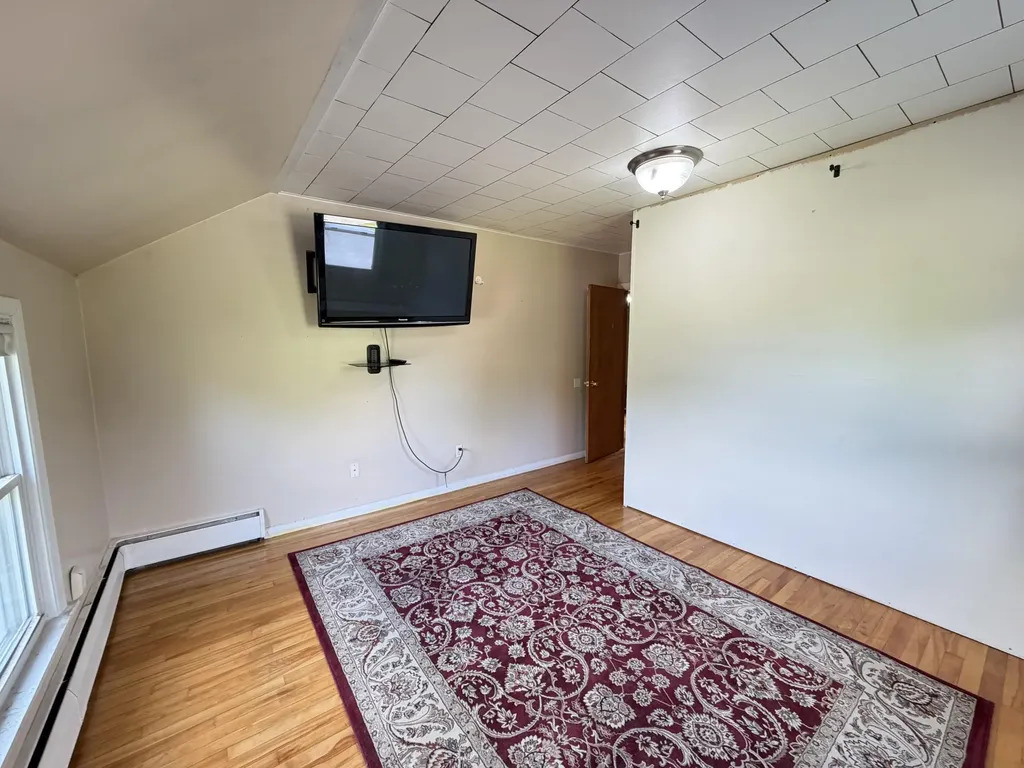 3881 Broadway Kenduskeag ME 04450