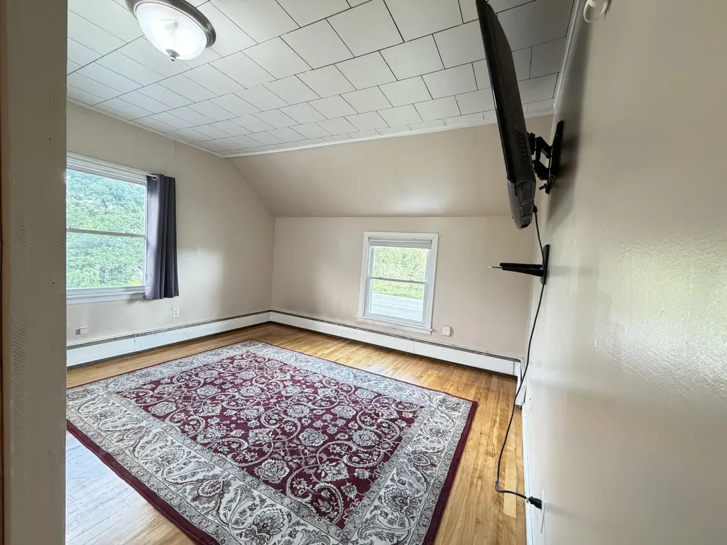 3881 Broadway Kenduskeag ME 04450