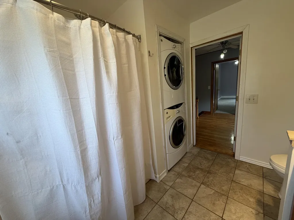 3881 Broadway Kenduskeag ME 04450