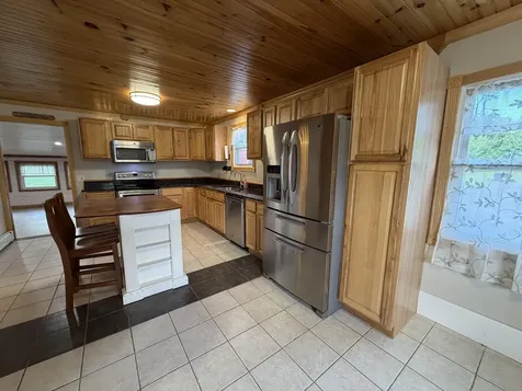 3881 Broadway Kenduskeag ME 04450