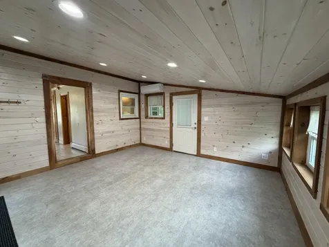 3881 Broadway Kenduskeag ME 04450