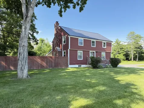 3881 Broadway Kenduskeag ME 04450