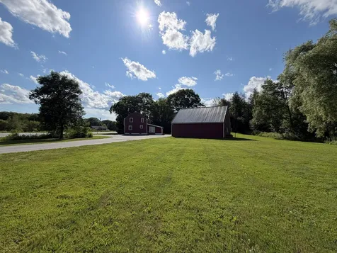3881 Broadway Kenduskeag ME 04450