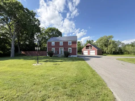 3881 Broadway Kenduskeag ME 04450