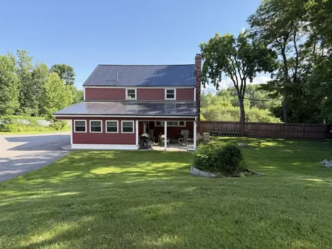 3881 Broadway Kenduskeag ME 04450