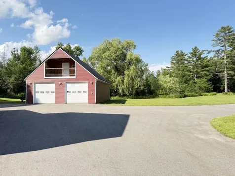 3881 Broadway Kenduskeag ME 04450