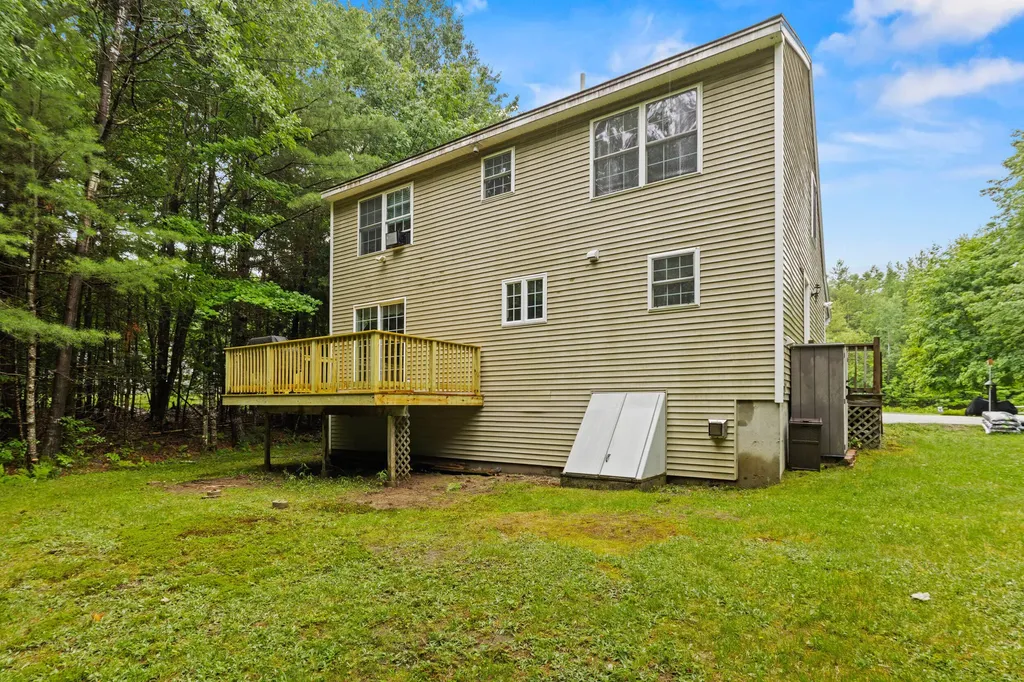 7 Chase Street Standish ME 04084