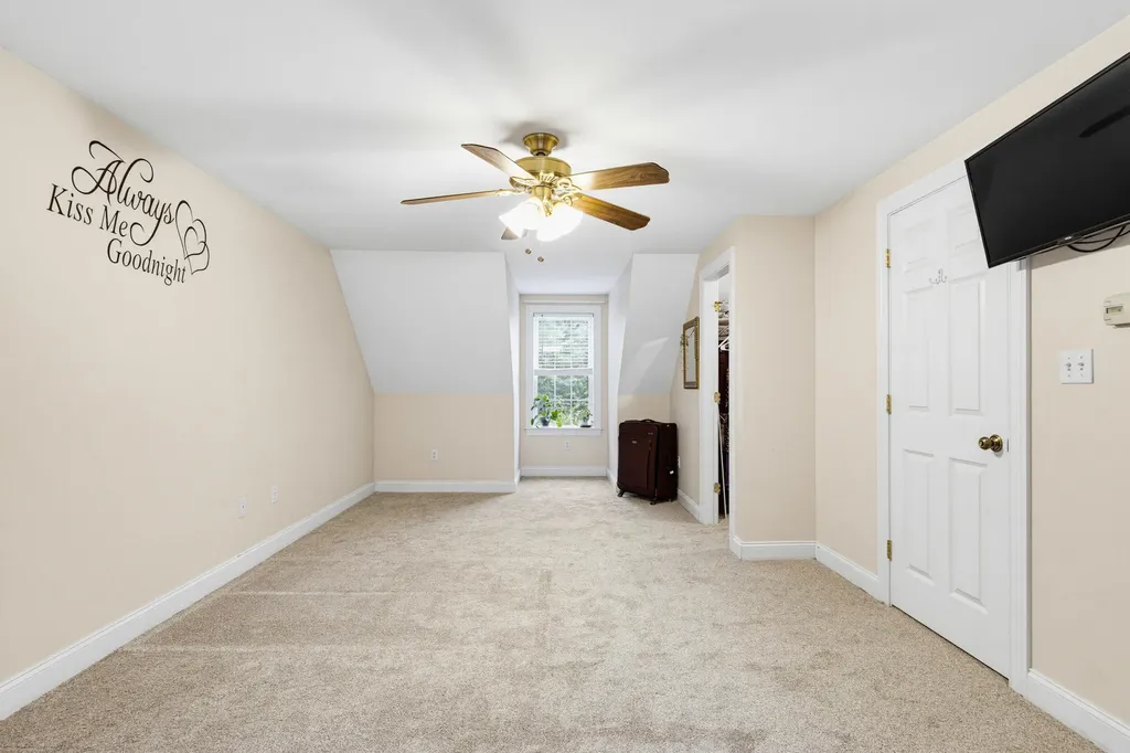 7 Chase Street Standish ME 04084