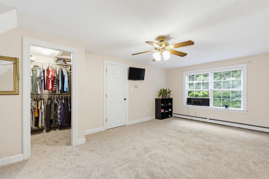 7 Chase Street Standish ME 04084