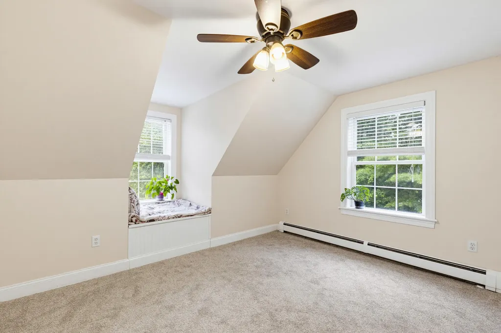 7 Chase Street Standish ME 04084