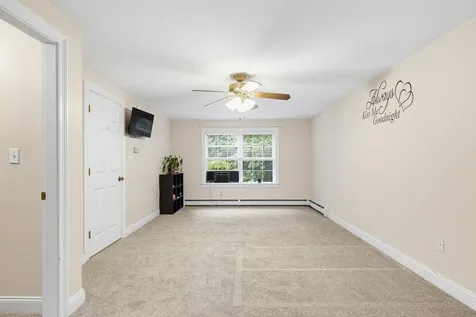 7 Chase Street Standish ME 04084