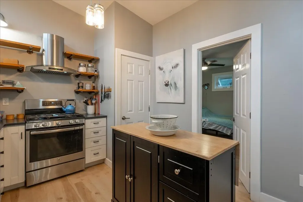 8 Cobb Hill Road Camden ME 04843