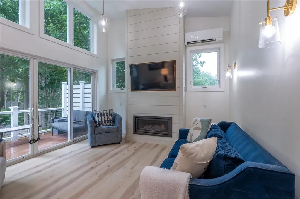 8 Cobb Hill Road Camden ME 04843