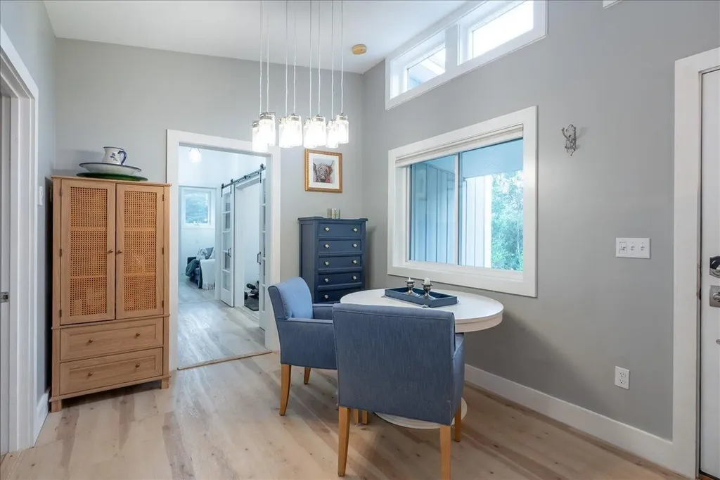 8 Cobb Hill Road Camden ME 04843