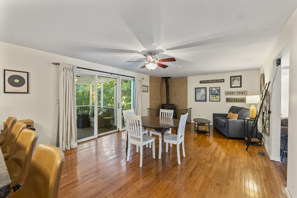 48 Alexandra Drive Gardiner ME 04345