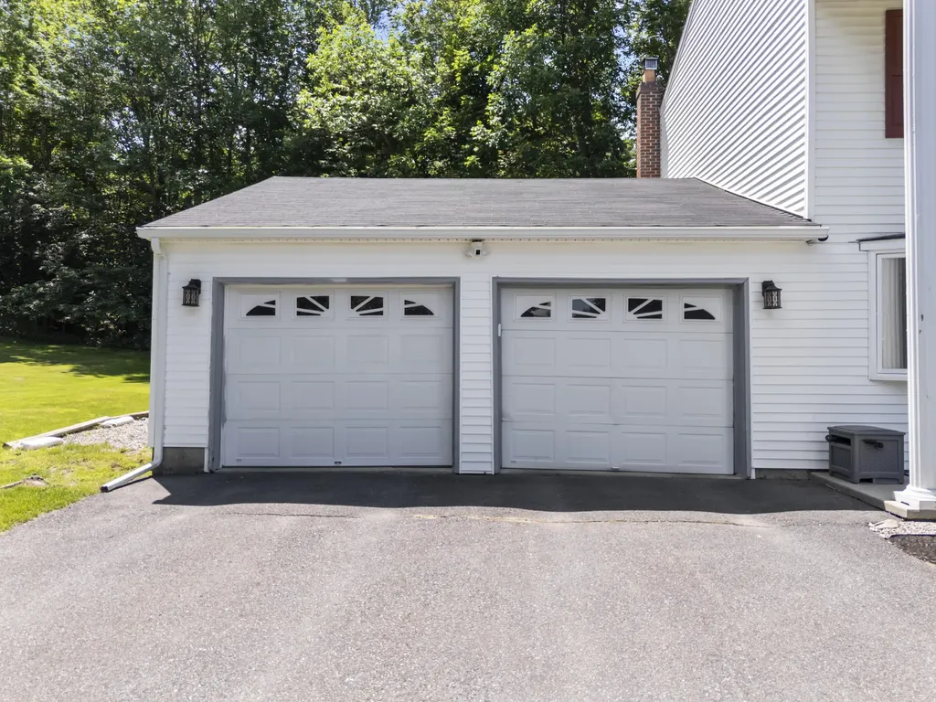 48 Alexandra Drive Gardiner ME 04345