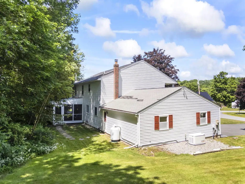 48 Alexandra Drive Gardiner ME 04345