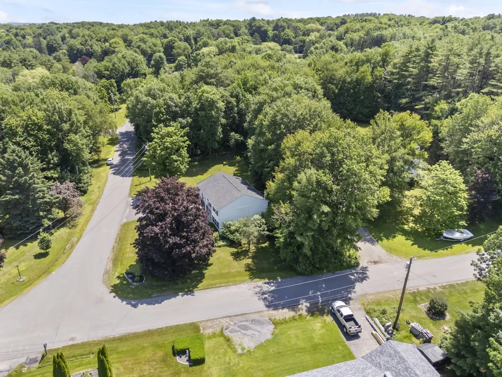 48 Alexandra Drive Gardiner ME 04345
