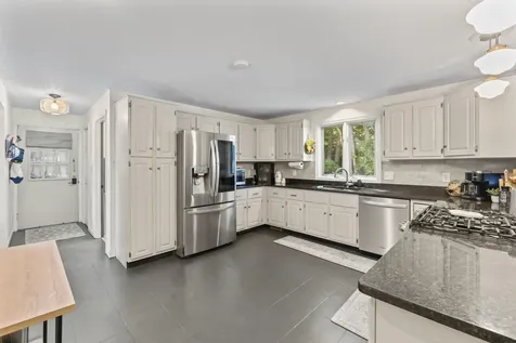 48 Alexandra Drive Gardiner ME 04345