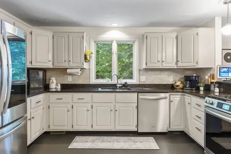 48 Alexandra Drive Gardiner ME 04345