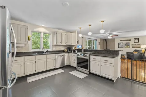 48 Alexandra Drive Gardiner ME 04345