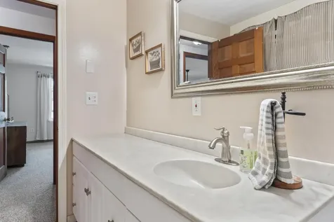 48 Alexandra Drive Gardiner ME 04345
