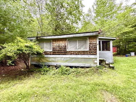 699 Charleston Road Dexter ME 04930
