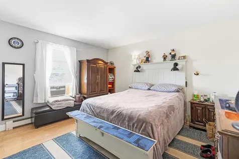 2 Victoria Drive Gray ME 04039