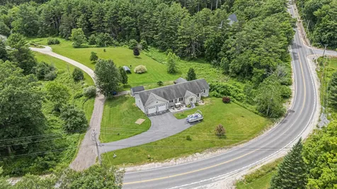 2 Victoria Drive Gray ME 04039