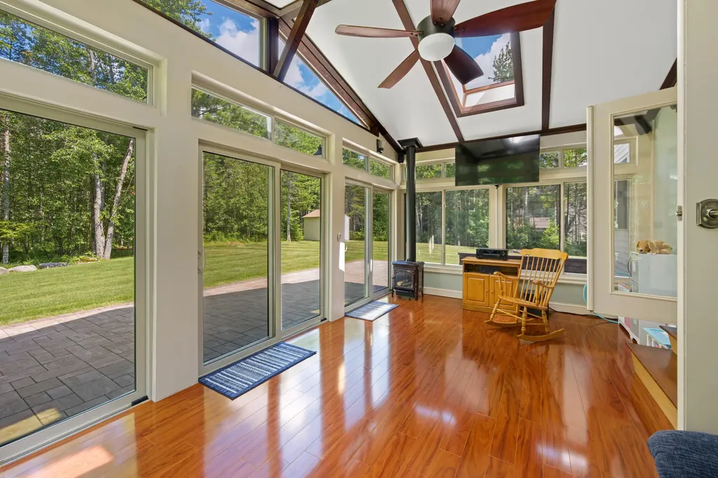 5 Brookfield Drive Holden ME 04429