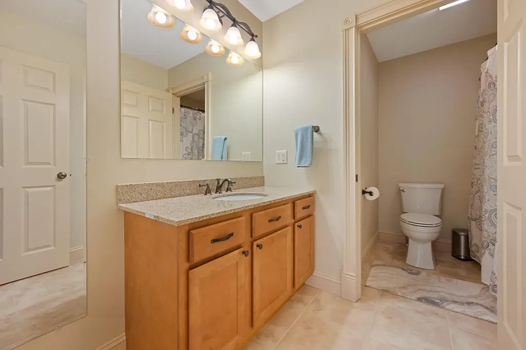 5 Brookfield Drive Holden ME 04429