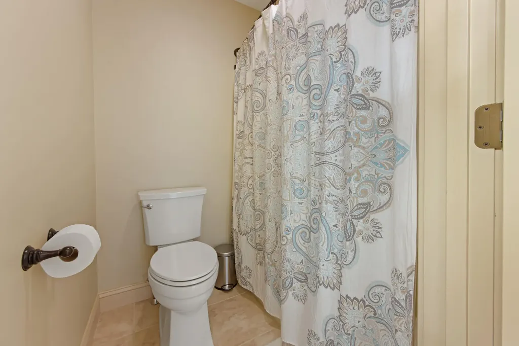 5 Brookfield Drive Holden ME 04429