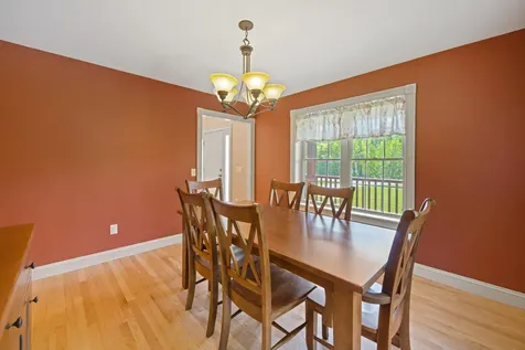 5 Brookfield Drive Holden ME 04429