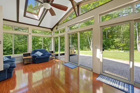 5 Brookfield Drive Holden ME 04429