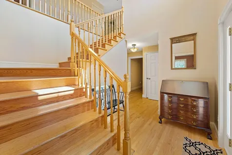 5 Brookfield Drive Holden ME 04429
