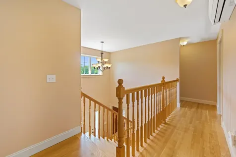 5 Brookfield Drive Holden ME 04429