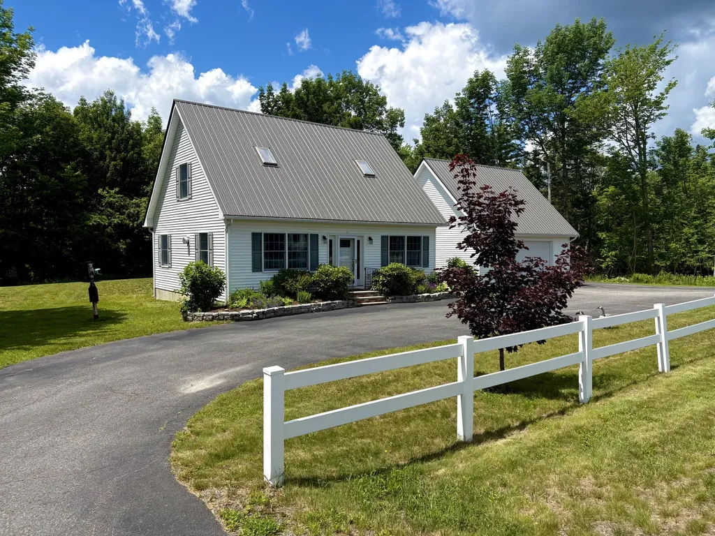 928 Bangor Road Ellsworth ME 04605