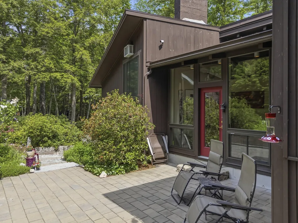 37 Moose Pond Drive Bridgton ME 04009