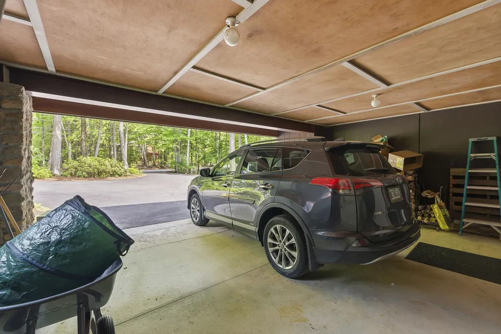 37 Moose Pond Drive Bridgton ME 04009