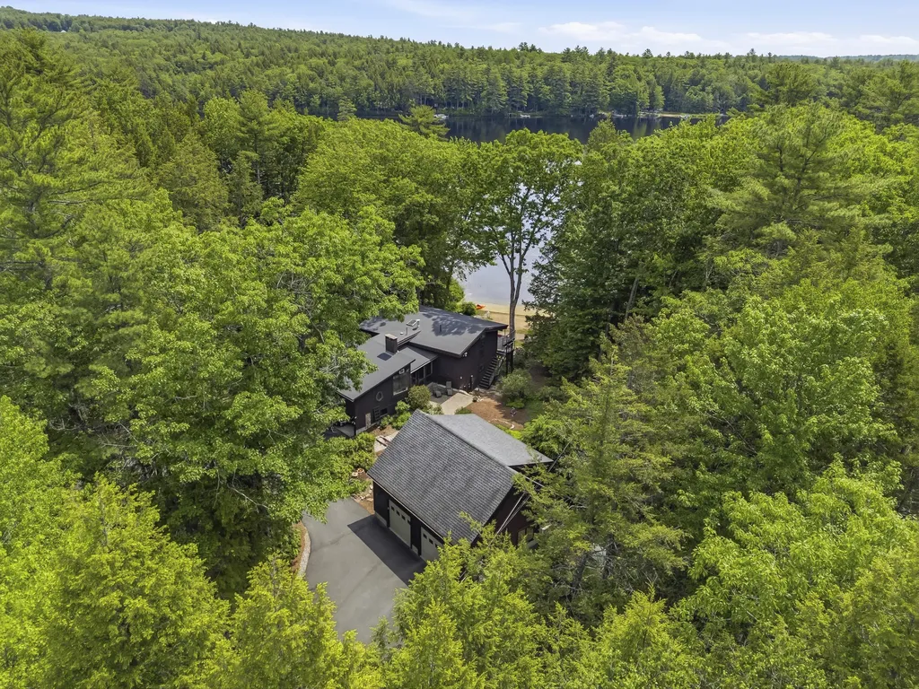 37 Moose Pond Drive Bridgton ME 04009