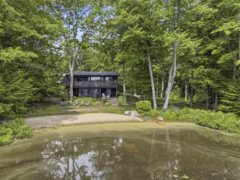 37 Moose Pond Drive Bridgton ME 04009