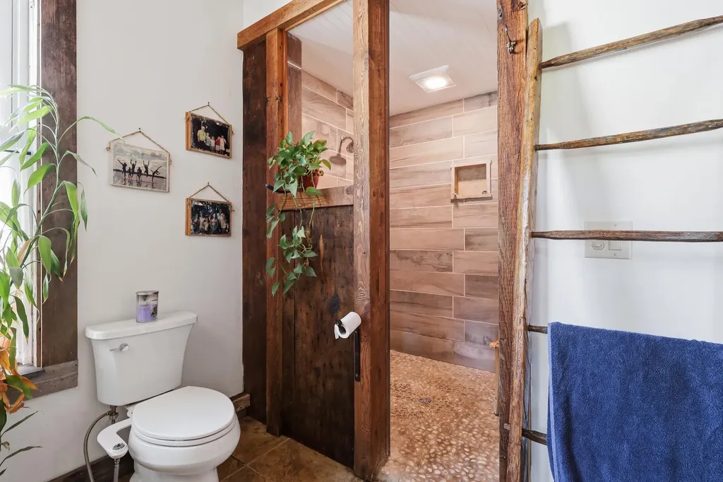 304 Quaker Ridge Road Leeds ME 04263