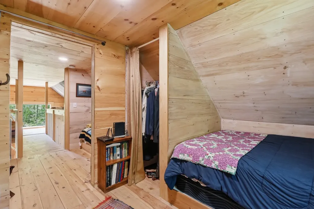 304 Quaker Ridge Road Leeds ME 04263