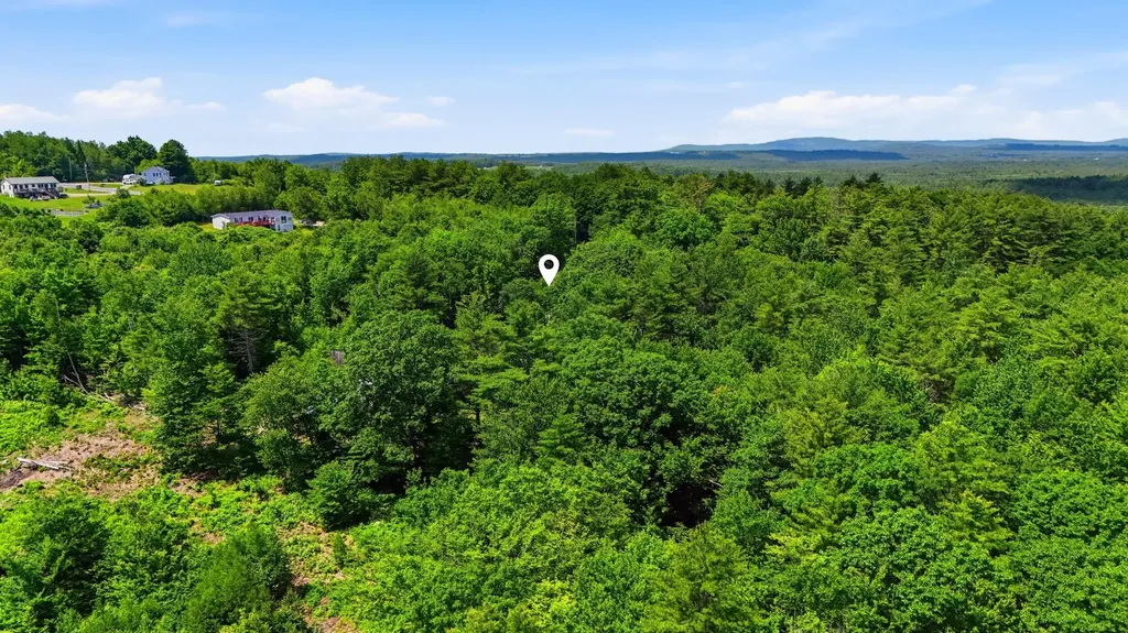 304 Quaker Ridge Road Leeds ME 04263