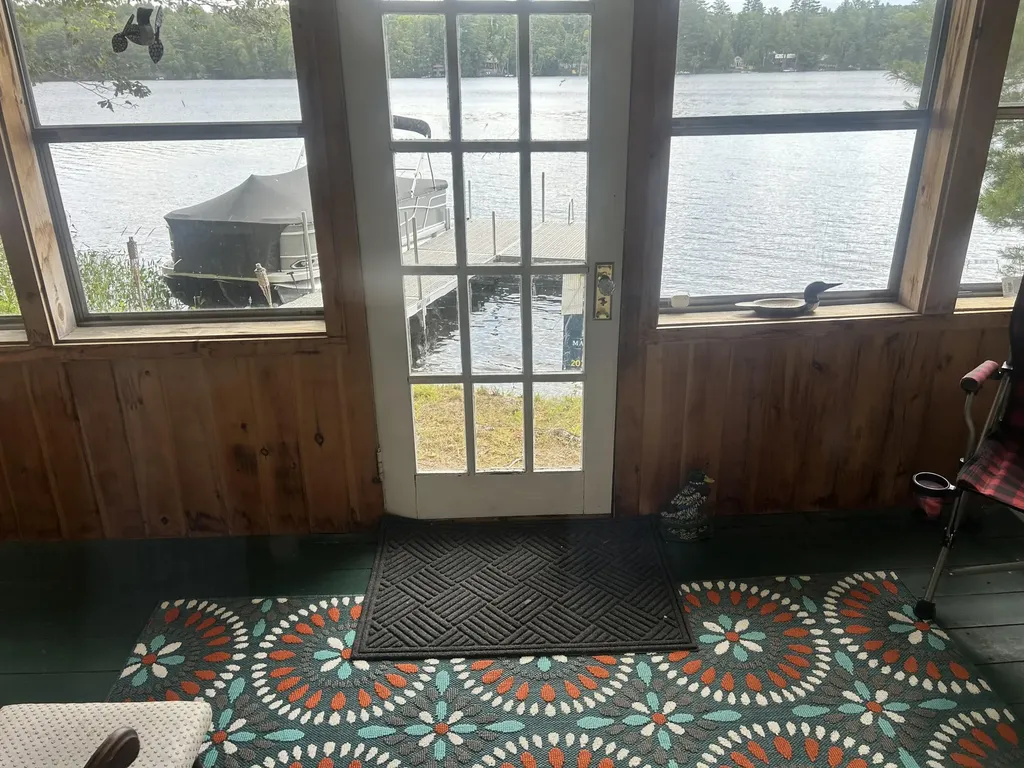 27 Sunshine Lane Hartland ME 04943