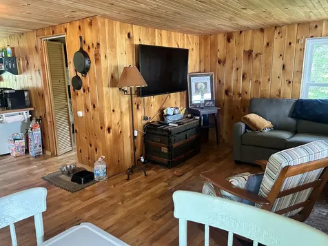 27 Sunshine Lane Hartland ME 04943