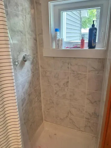 27 Sunshine Lane Hartland ME 04943