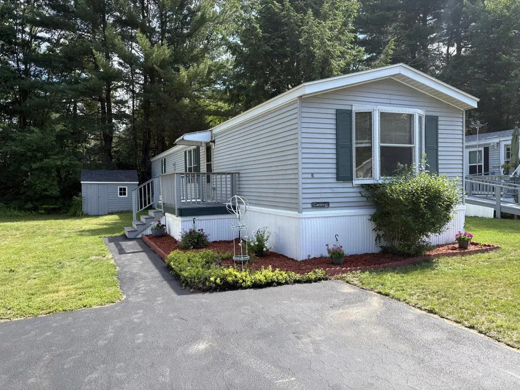 8 Mayflower Drive Old Orchard Beach ME 04064
